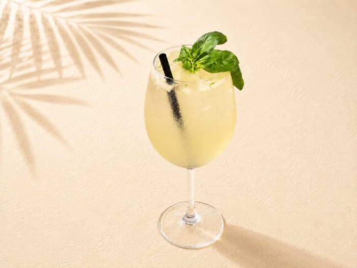 Gordons Basil Spritz
